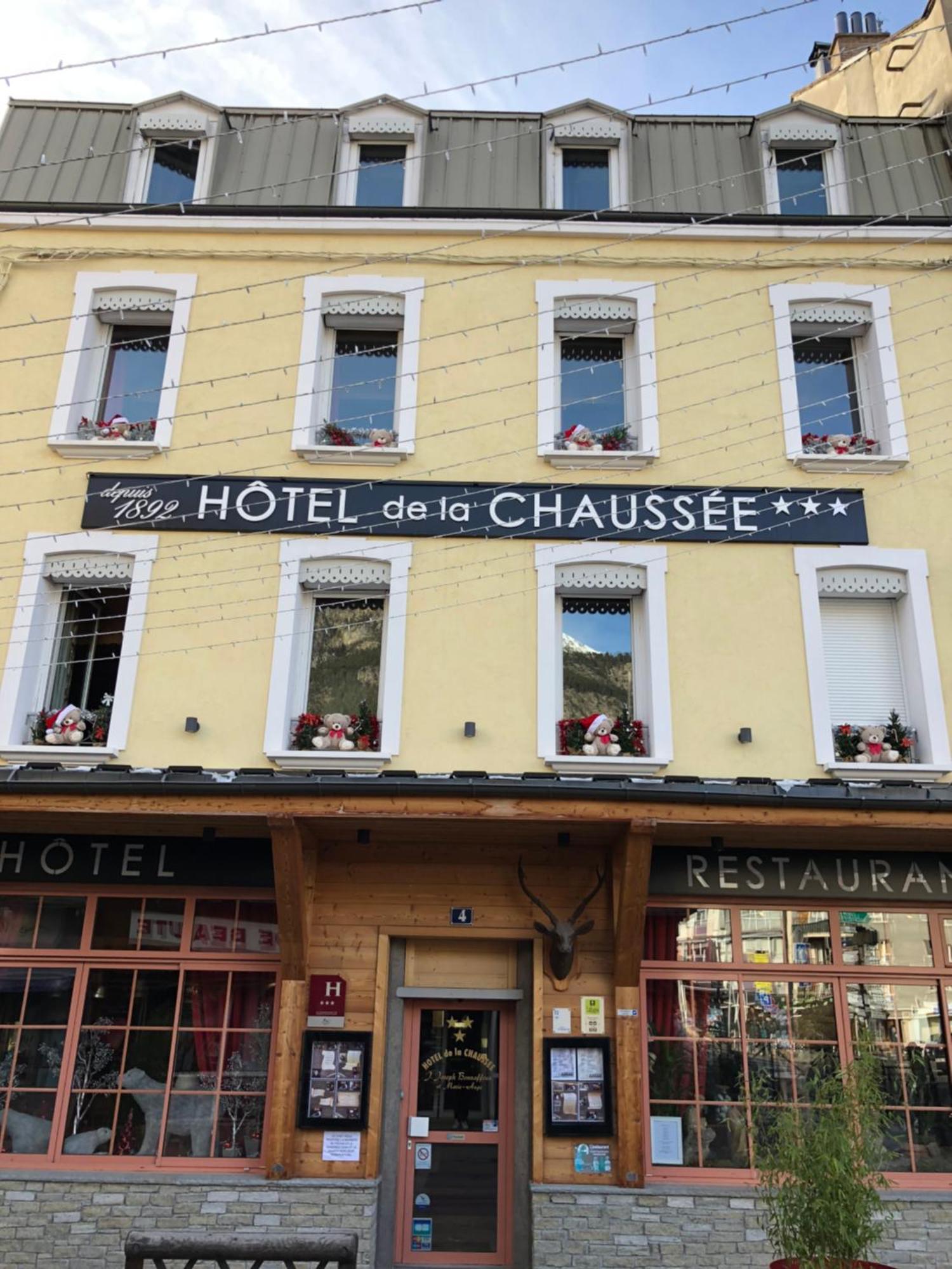 Hotel Restaurant De La Chaussee Μπριανσόν Εξωτερικό φωτογραφία