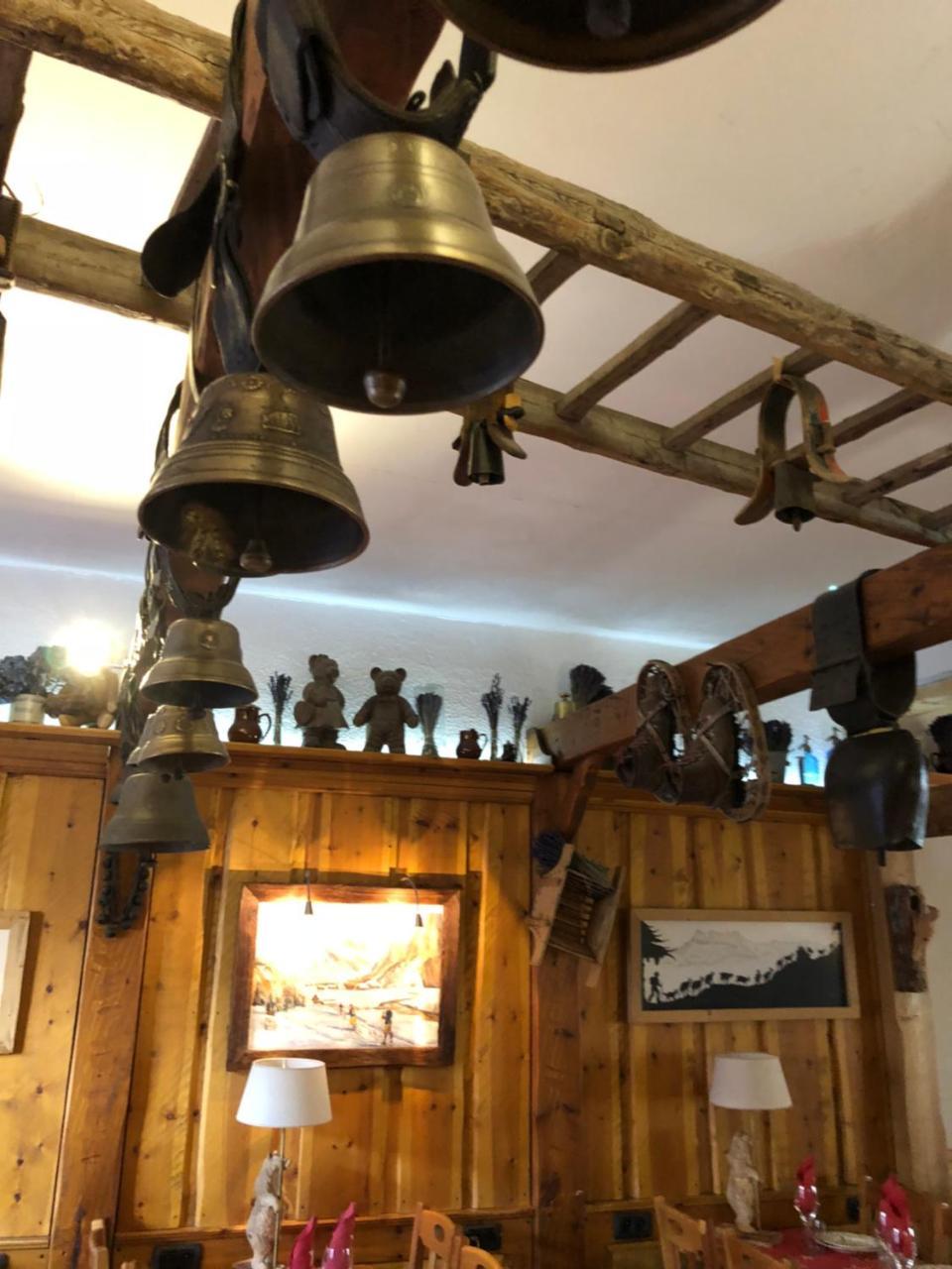 Hotel Restaurant De La Chaussee Μπριανσόν Εξωτερικό φωτογραφία
