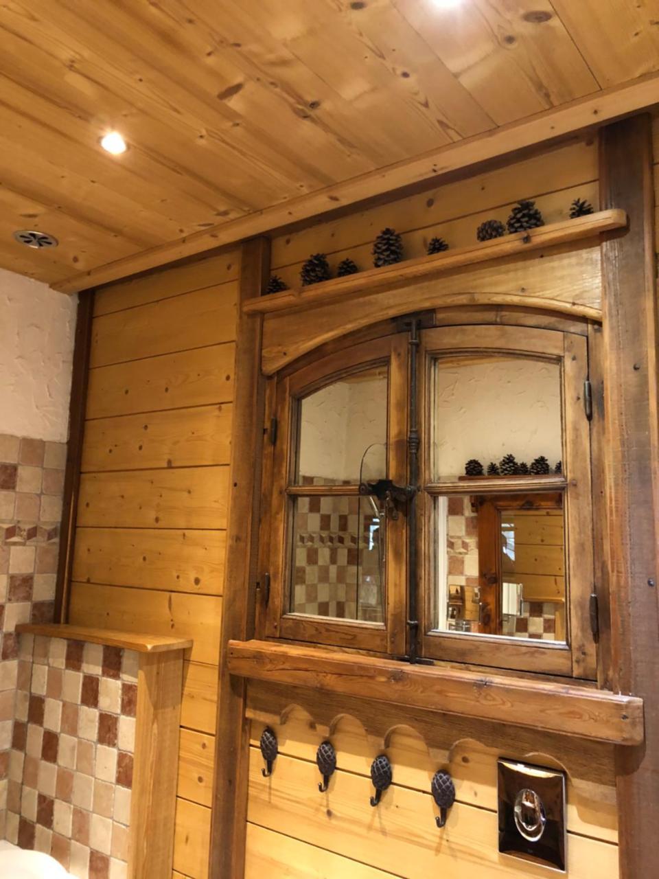 Hotel Restaurant De La Chaussee Μπριανσόν Εξωτερικό φωτογραφία