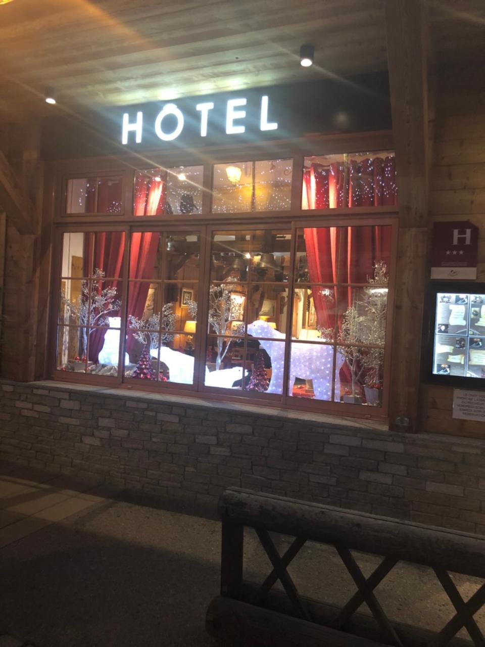 Hotel Restaurant De La Chaussee Μπριανσόν Εξωτερικό φωτογραφία