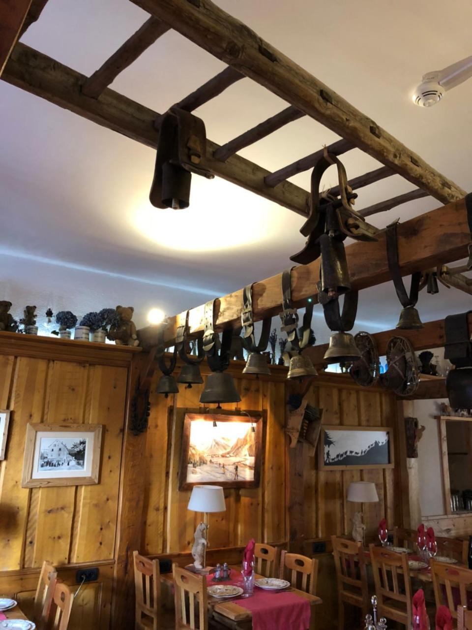 Hotel Restaurant De La Chaussee Μπριανσόν Εξωτερικό φωτογραφία