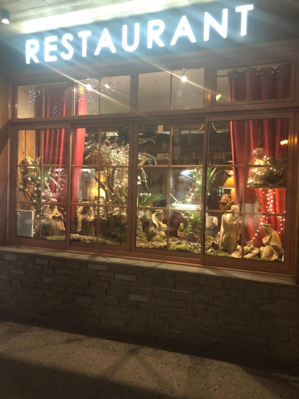 Hotel Restaurant De La Chaussee Μπριανσόν Εξωτερικό φωτογραφία
